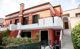 House Smeraldo By Holiday World